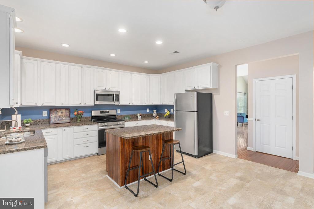 2311 HARPOON DRIVE