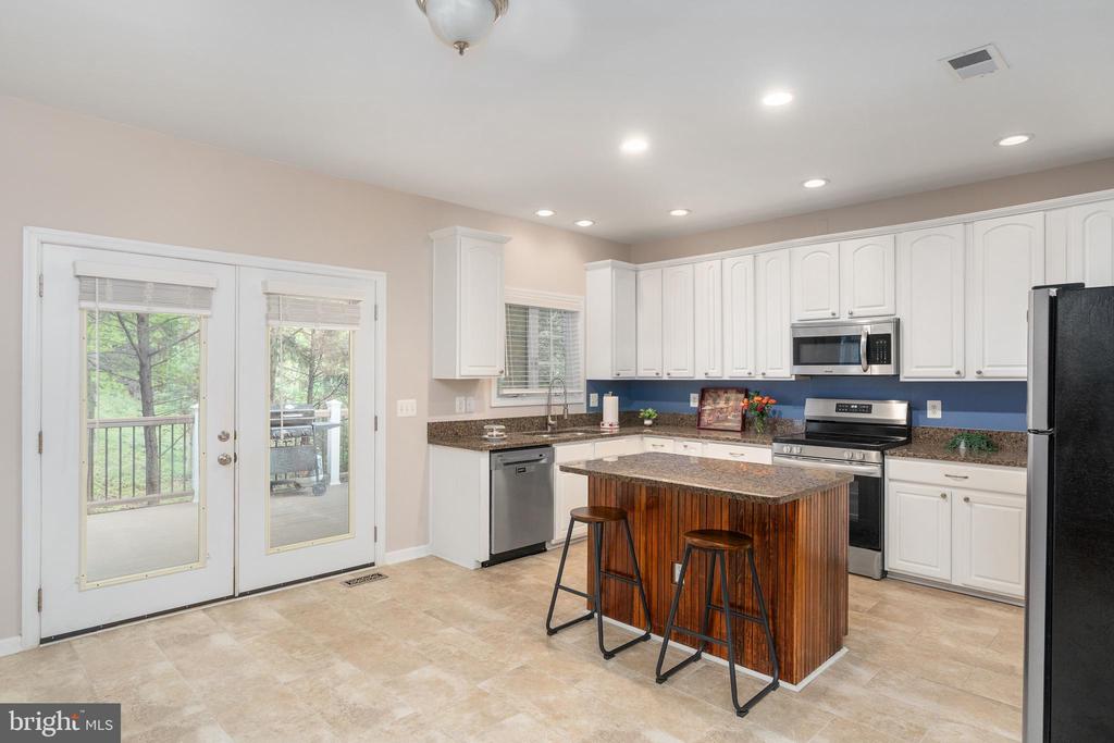 2311 HARPOON DRIVE