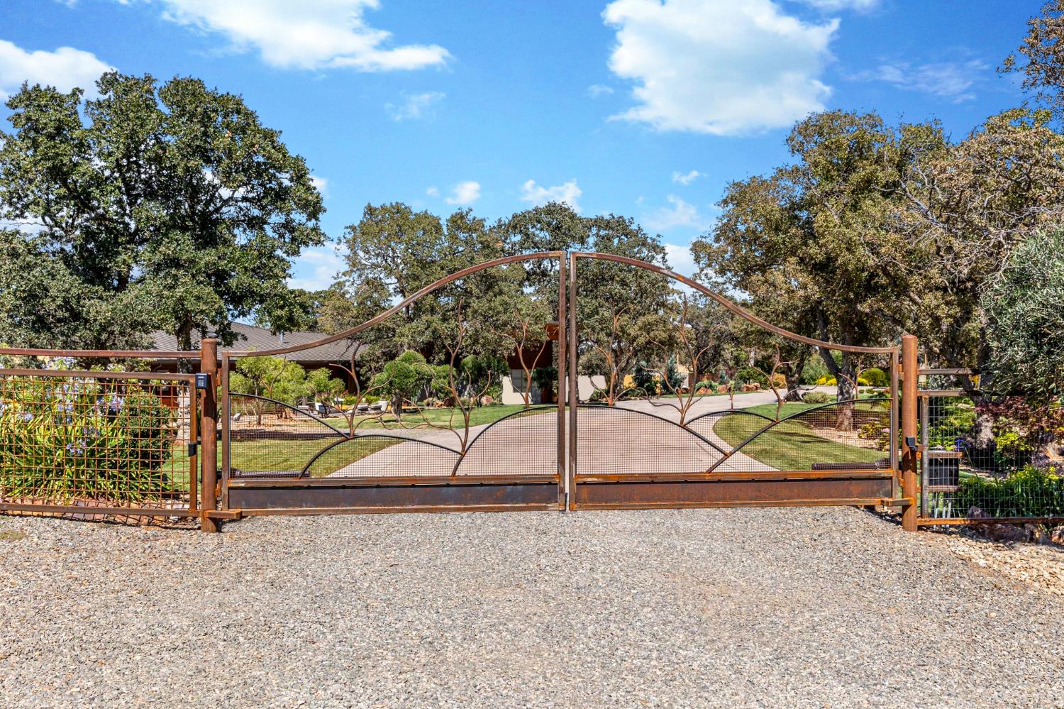 26000 Venado Dr