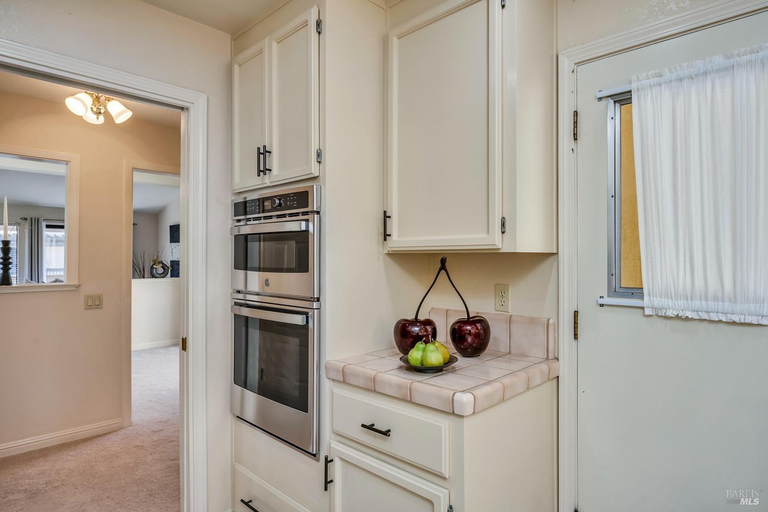 41 Fountain Grove Cir