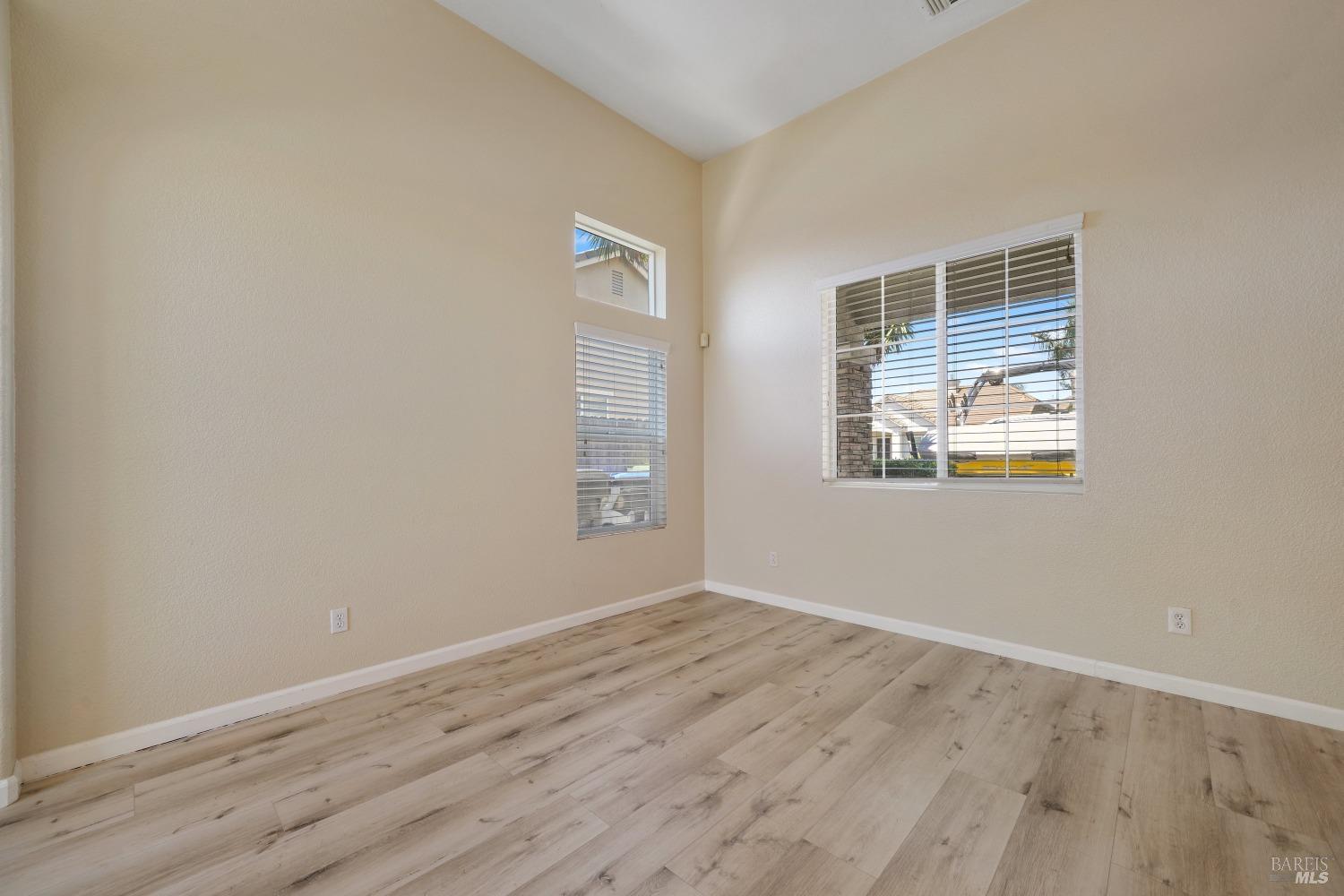 1655 Little Rock Cir