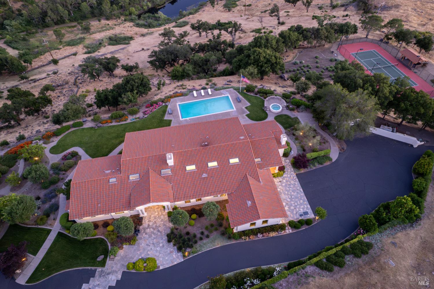 2300 Old Soda Springs Rd