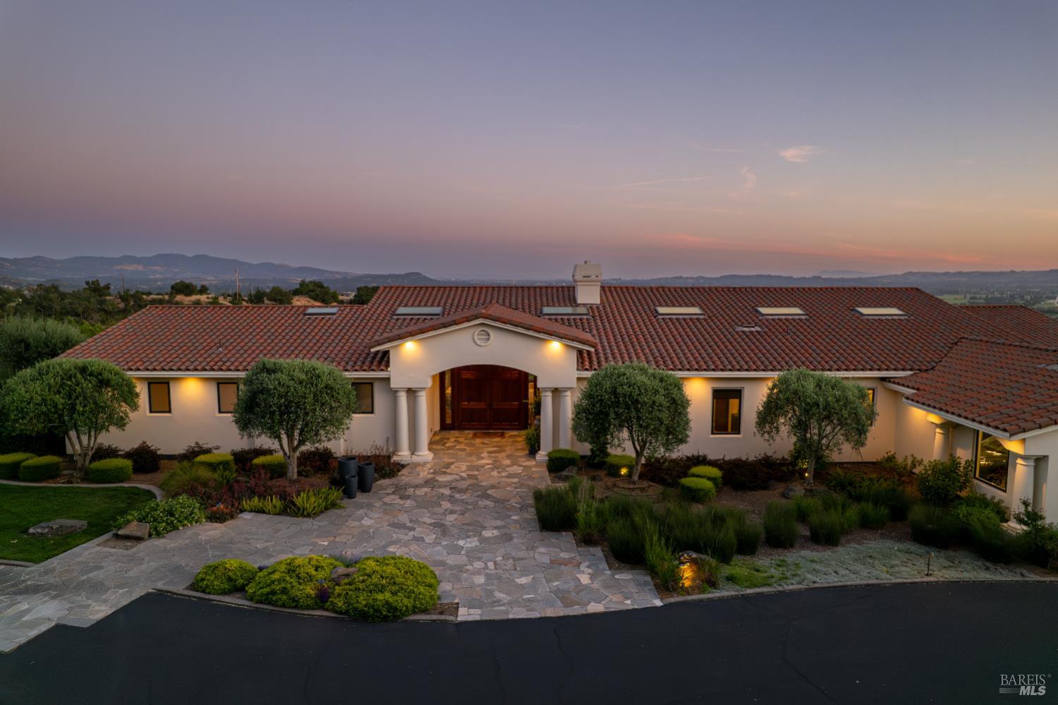 2300 Old Soda Springs Rd