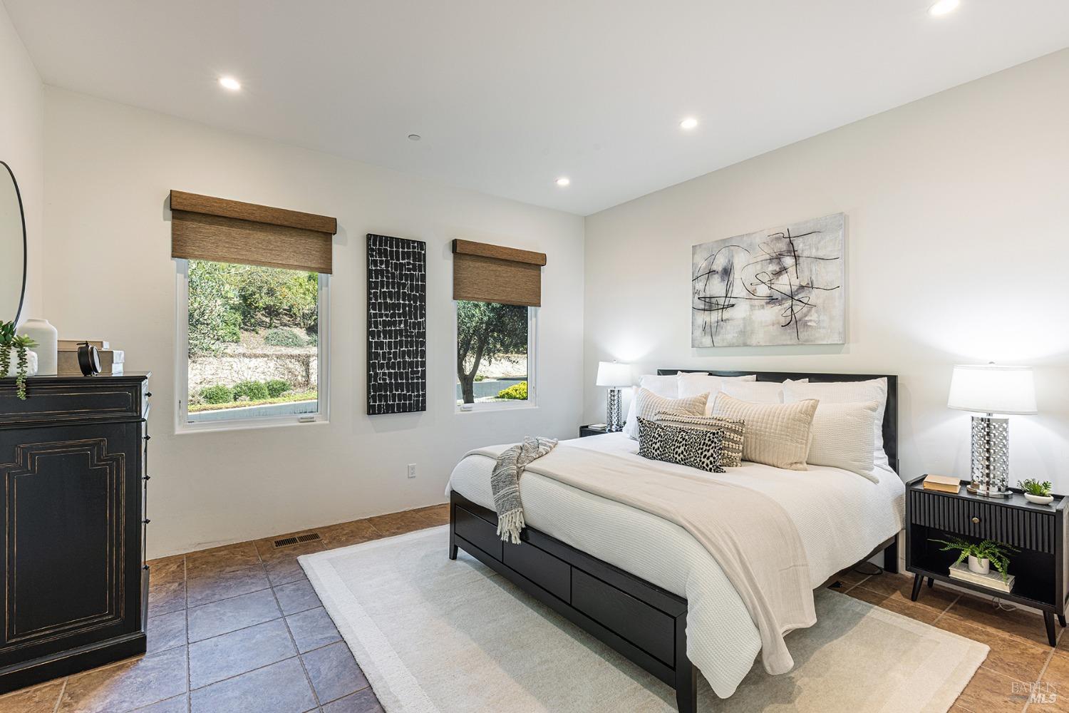 2300 Old Soda Springs Rd