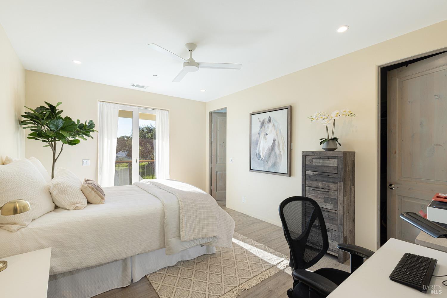 2300 Old Soda Springs Rd