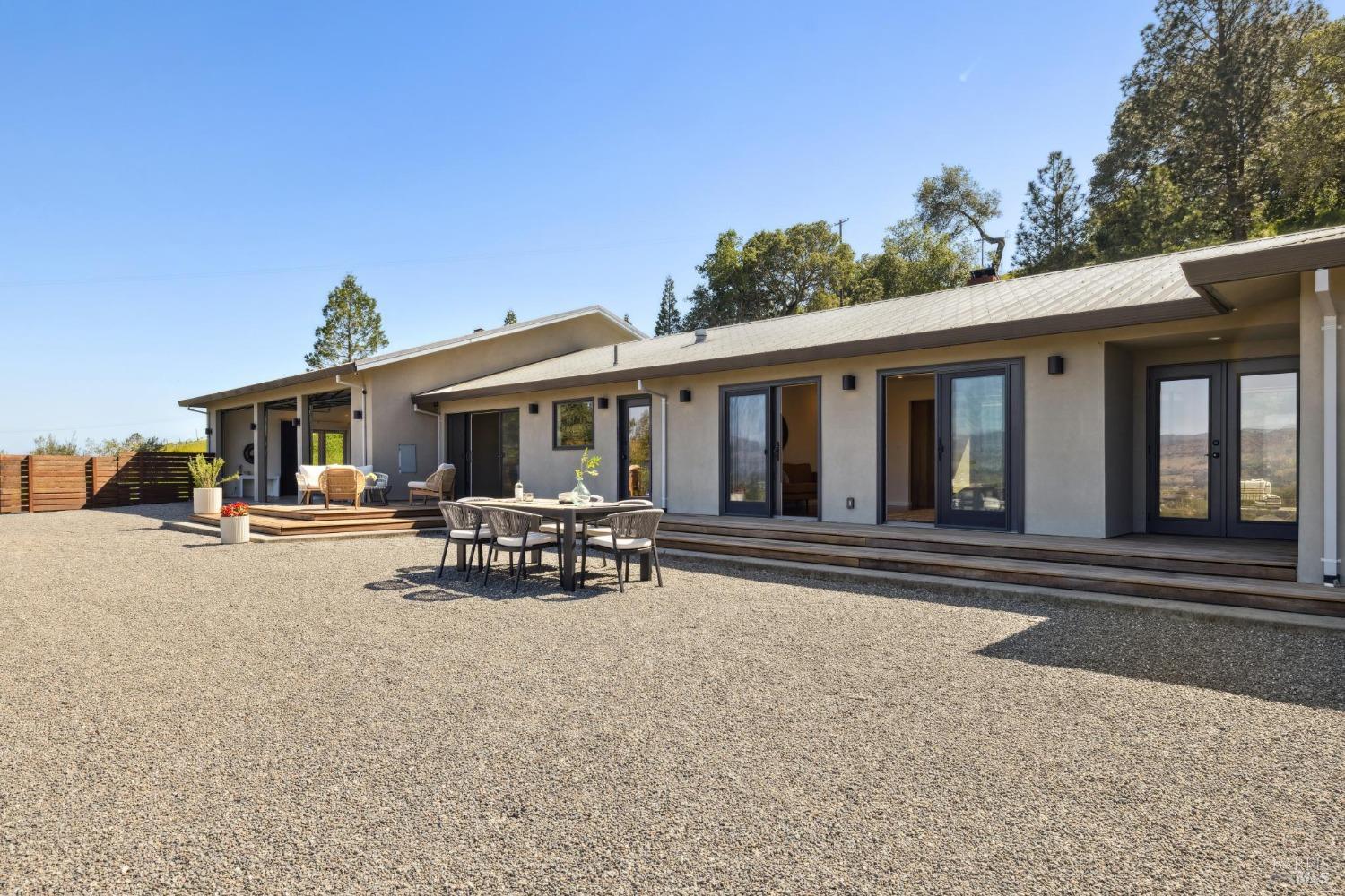4127 Dry Creek Rd