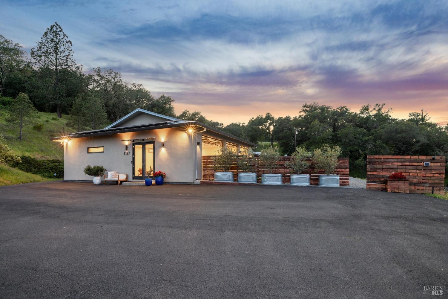4127 Dry Creek Rd