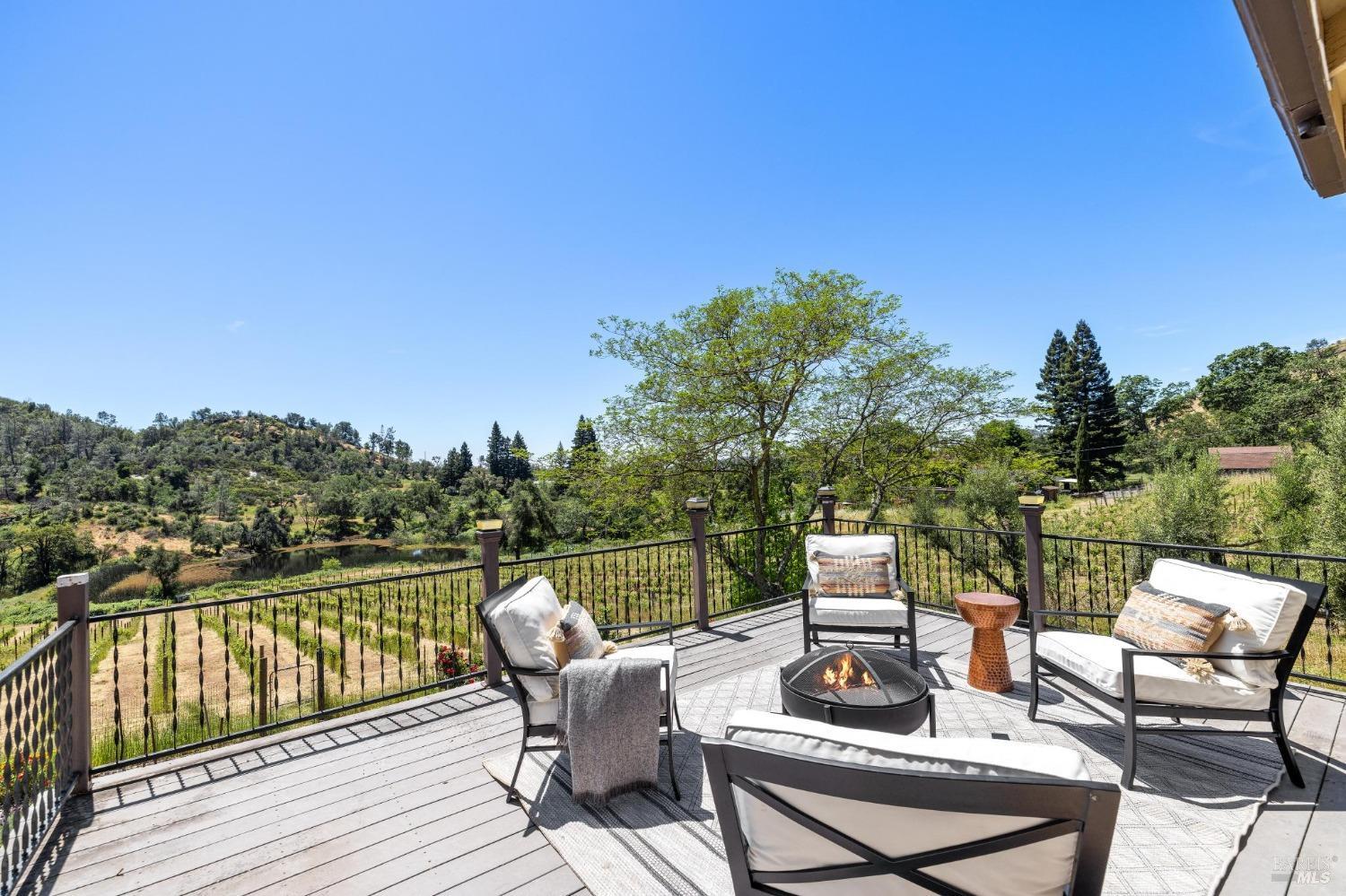 4084 Atlas Peak Rd