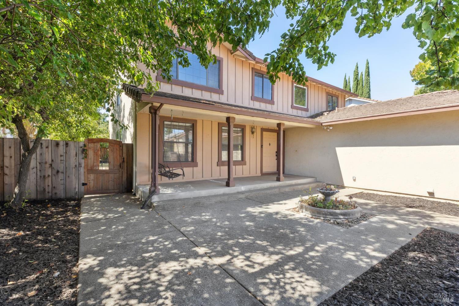 406 Gatehouse Dr