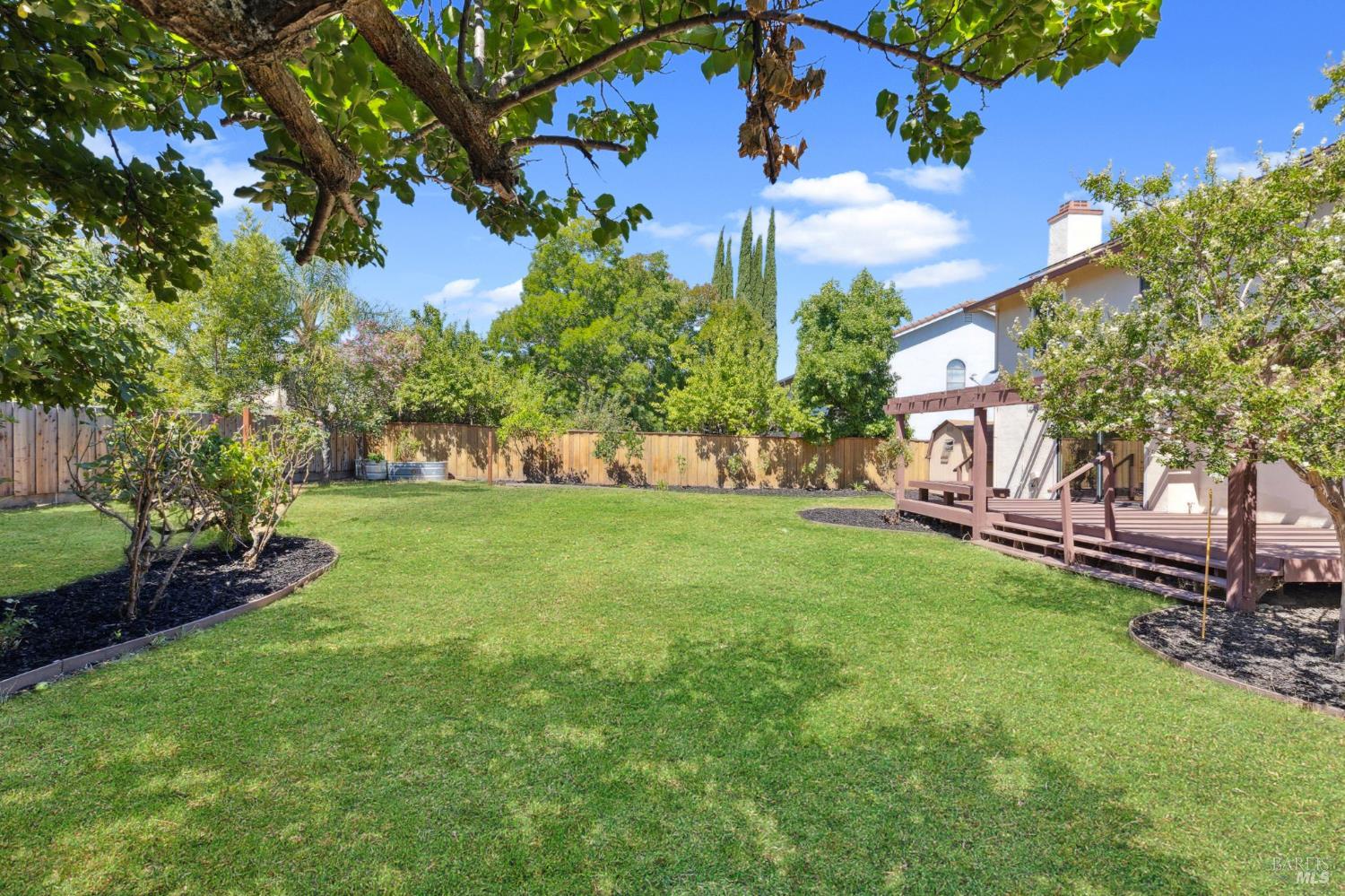 406 Gatehouse Dr