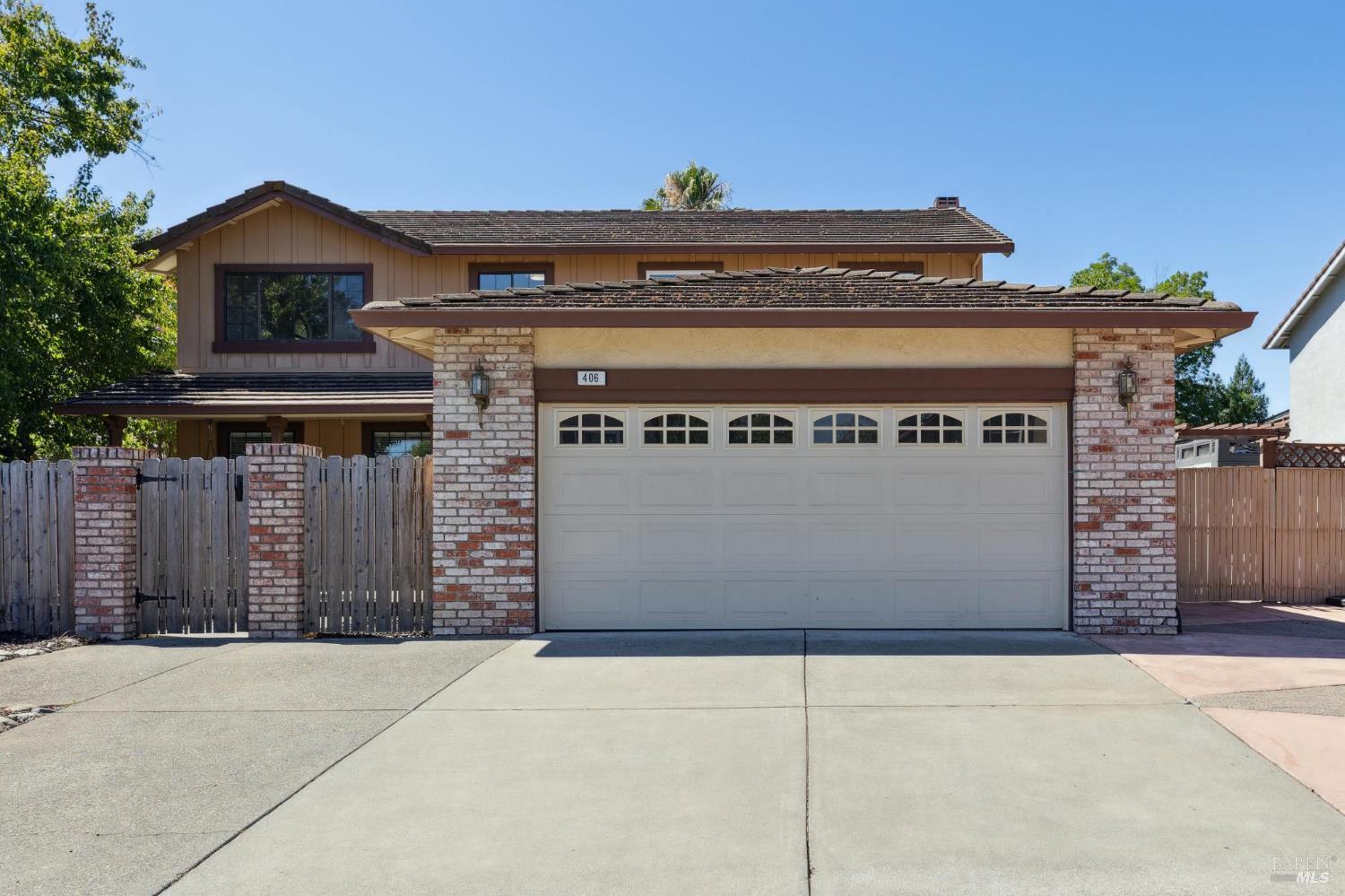 406 Gatehouse Dr