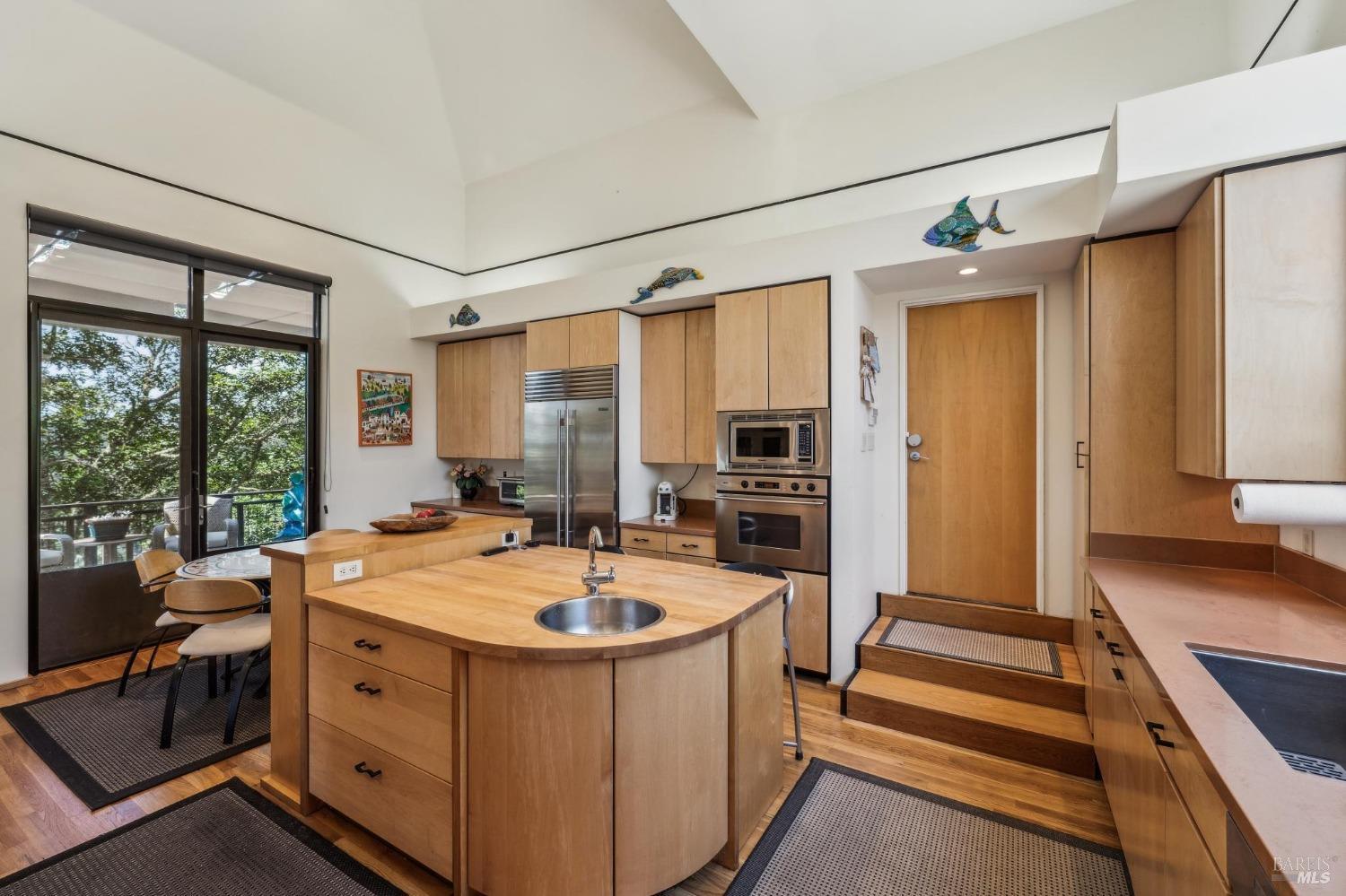 4300 Lake County Highway