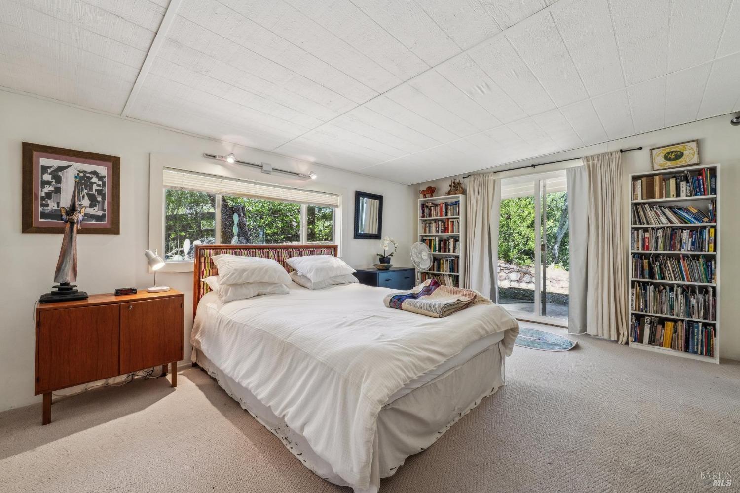 4300 Lake County Highway