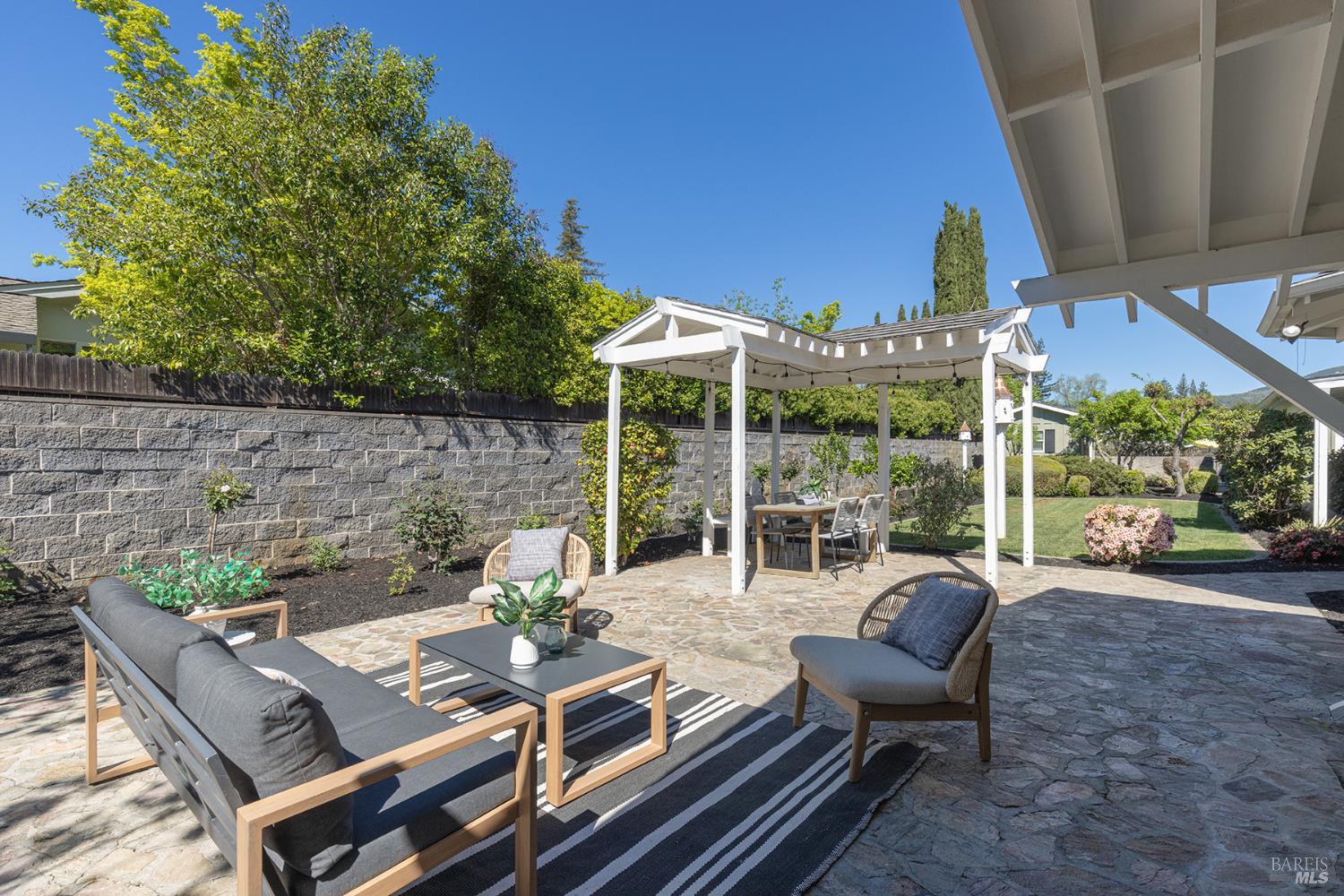 1184 Jerome Way