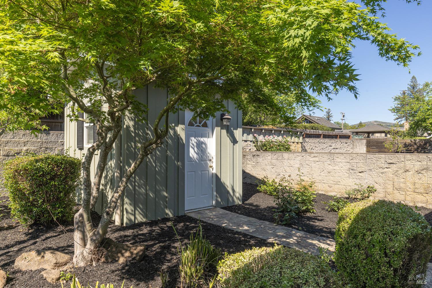 1184 Jerome Way