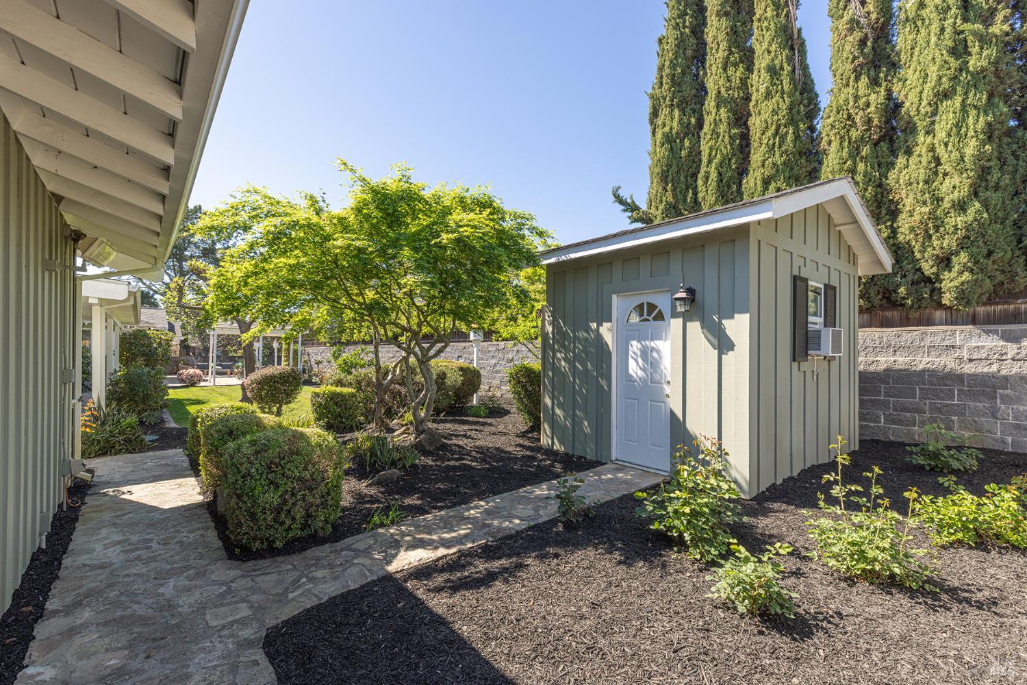 1184 Jerome Way