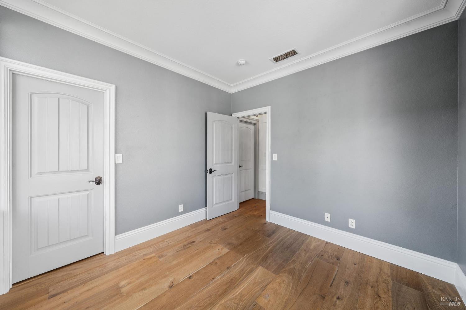 4193 Summer Gate Avenue