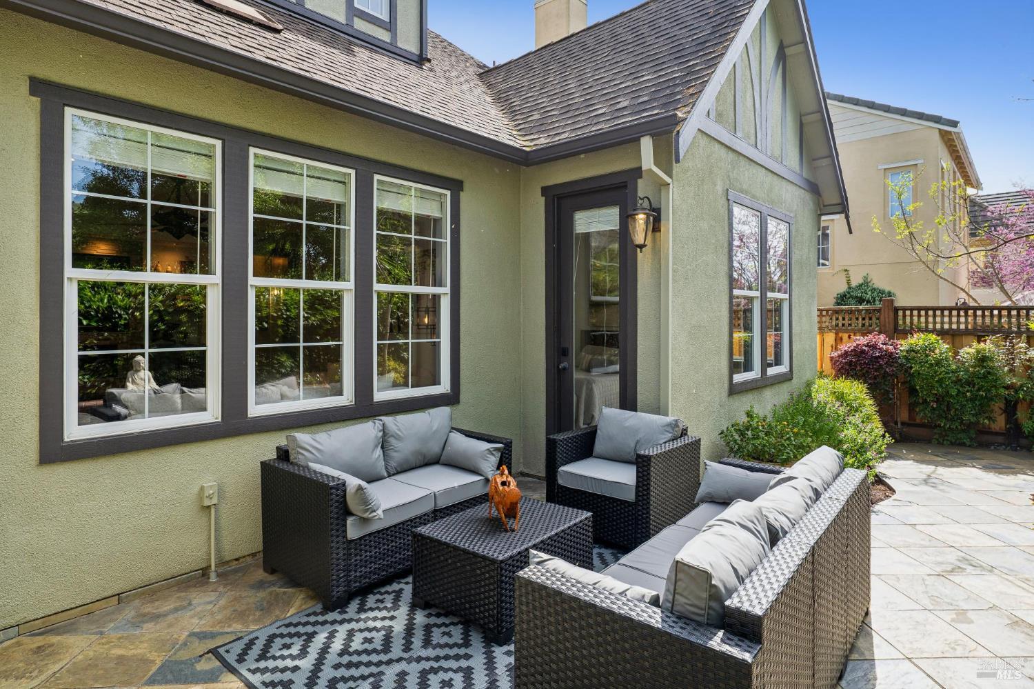 4193 Summer Gate Avenue