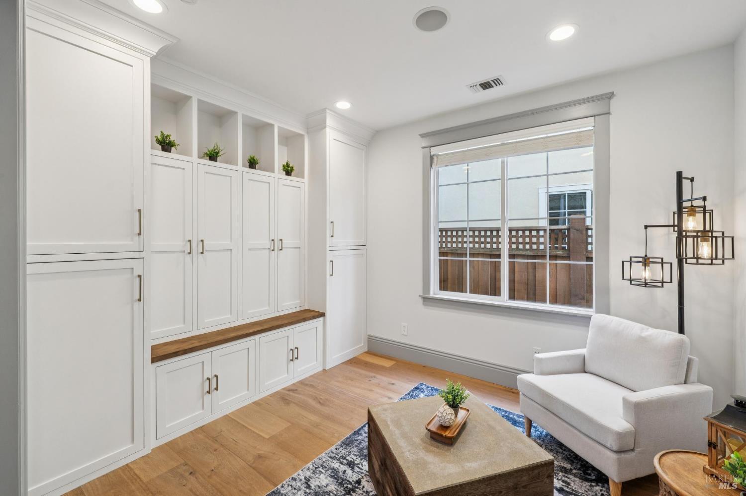 4193 Summer Gate Avenue