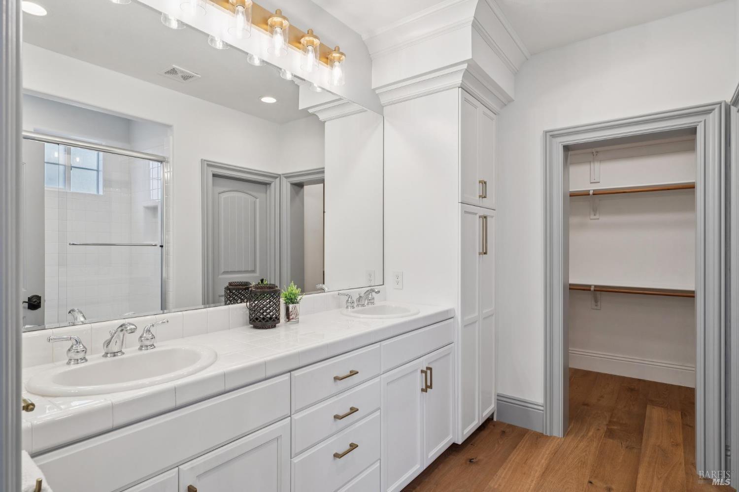 4193 Summer Gate Avenue