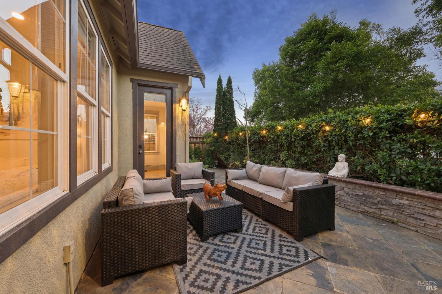 4193 Summer Gate Avenue