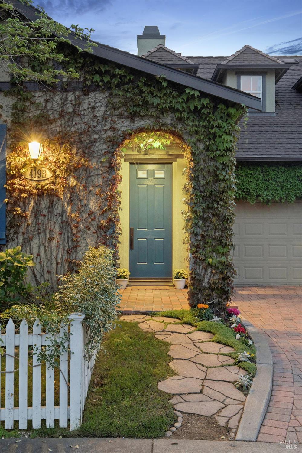 4193 Summer Gate Avenue