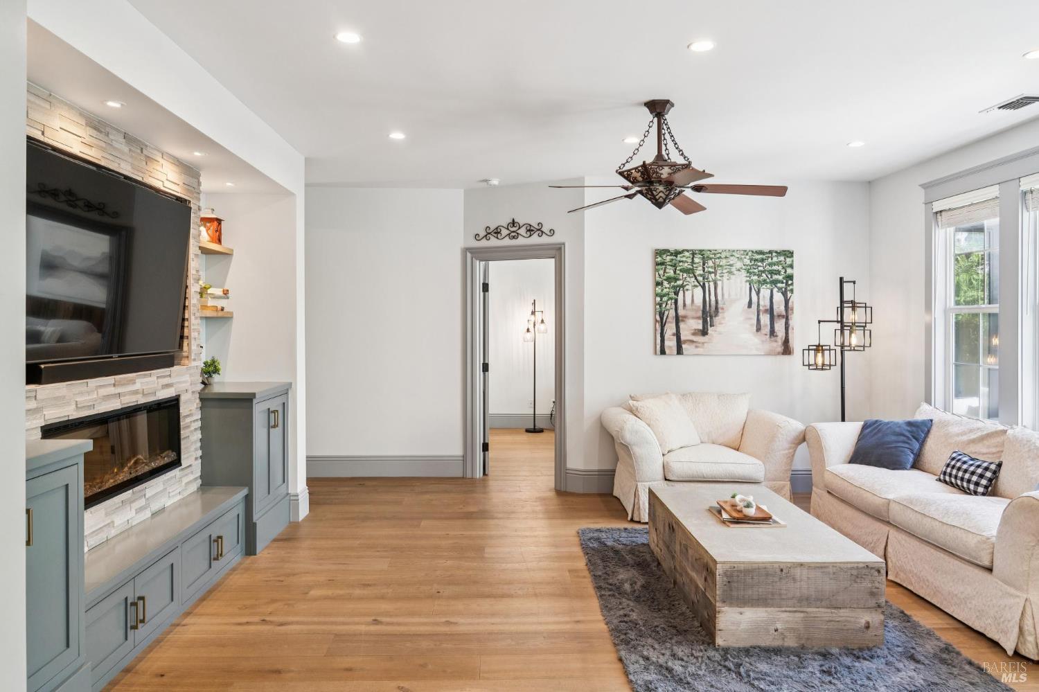 4193 Summer Gate Avenue