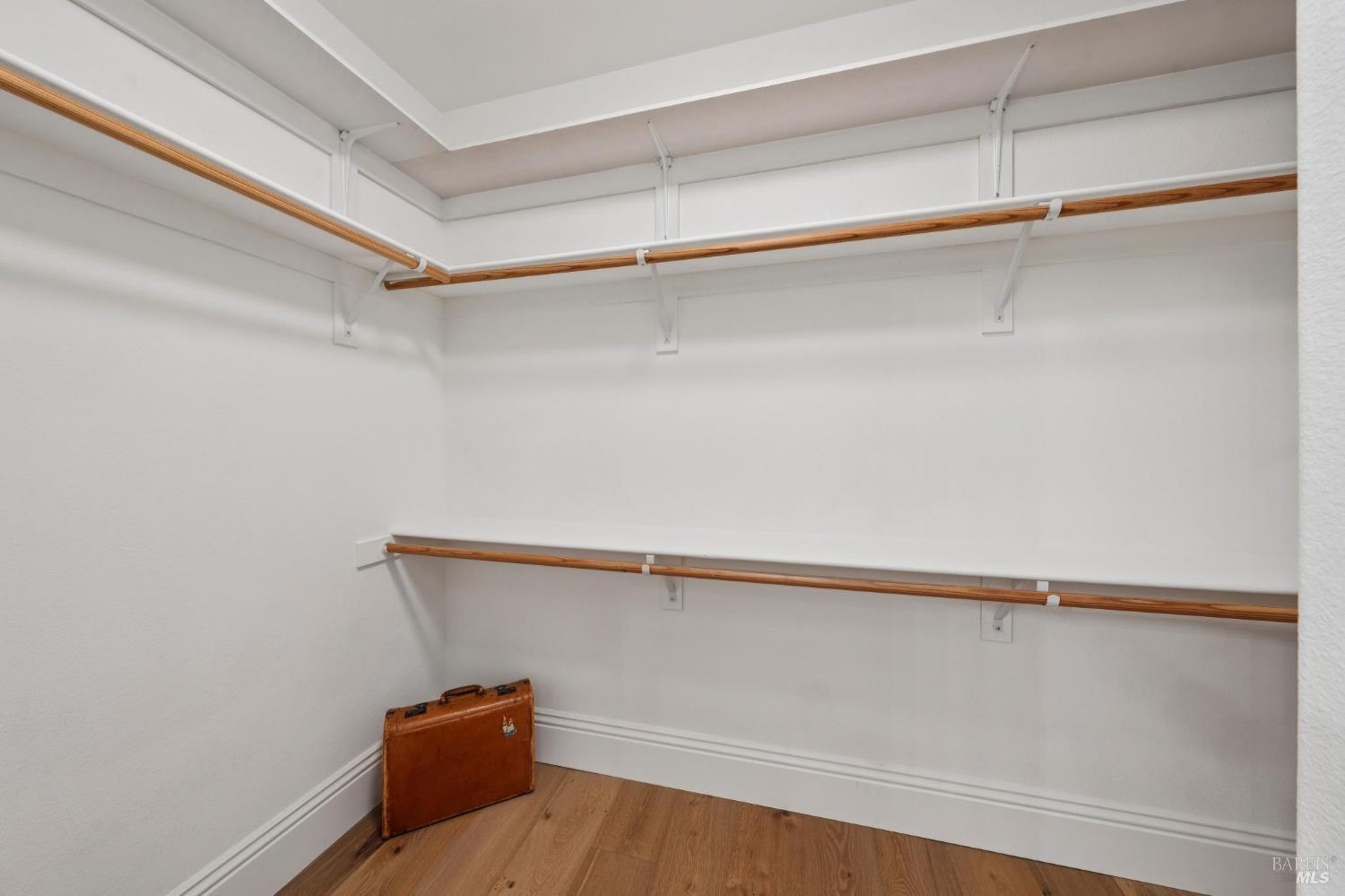 4193 Summer Gate Avenue