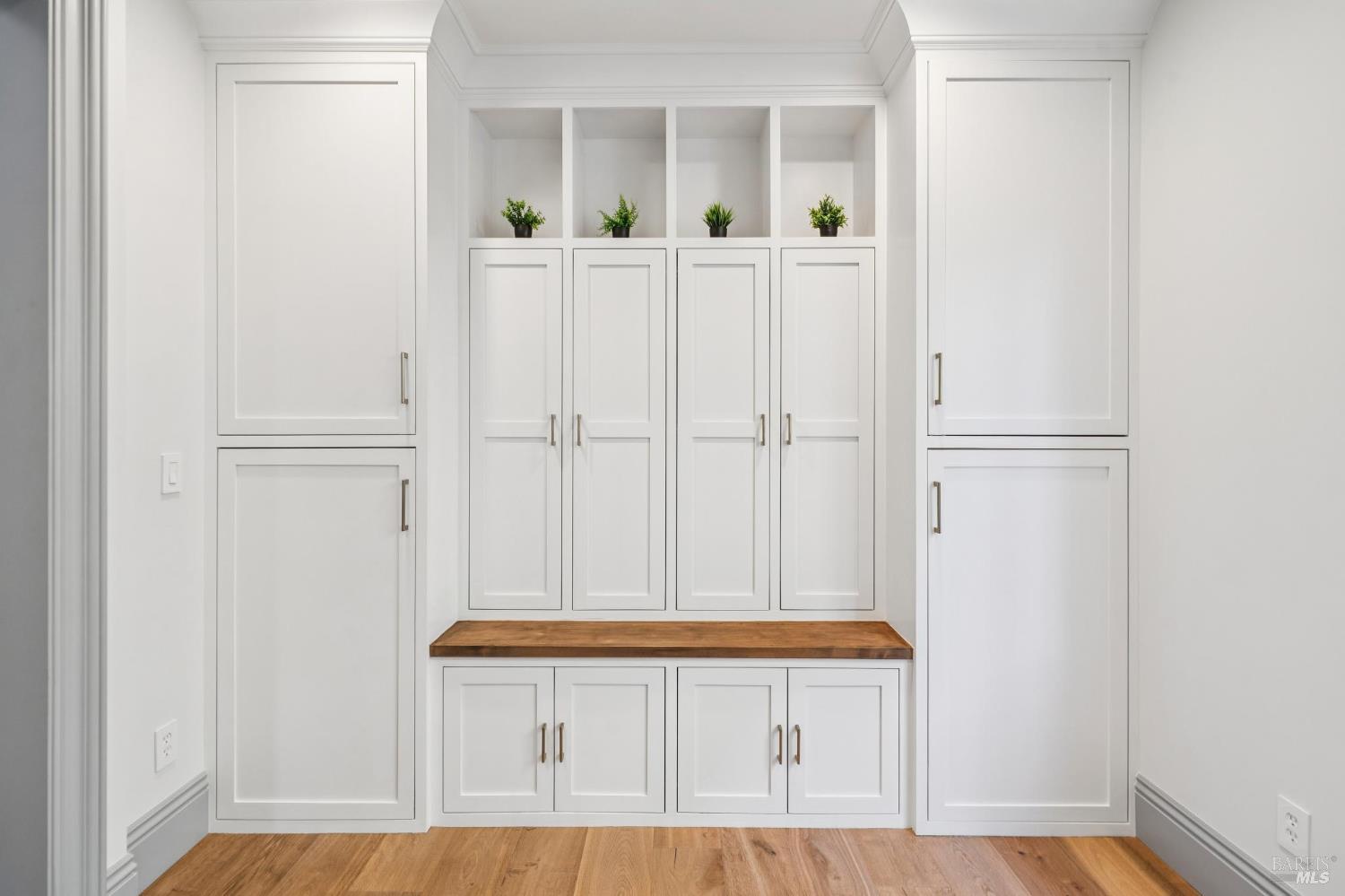 4193 Summer Gate Avenue