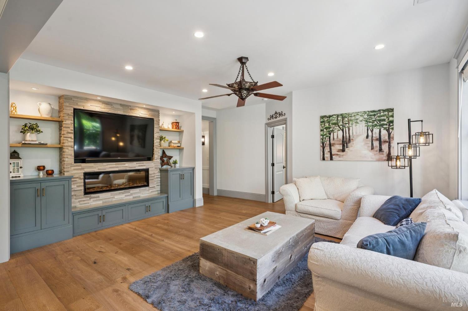 4193 Summer Gate Avenue