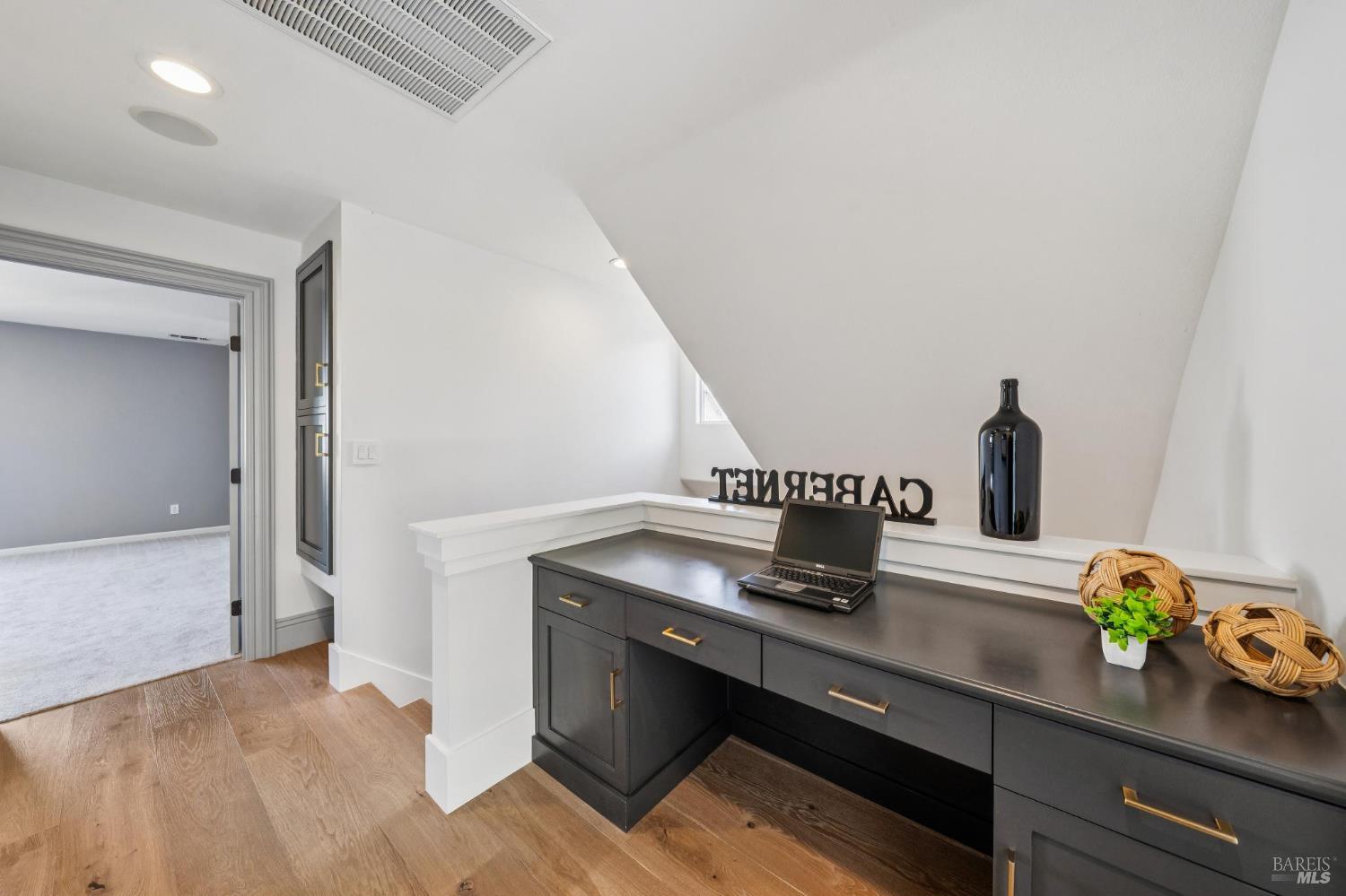 4193 Summer Gate Avenue