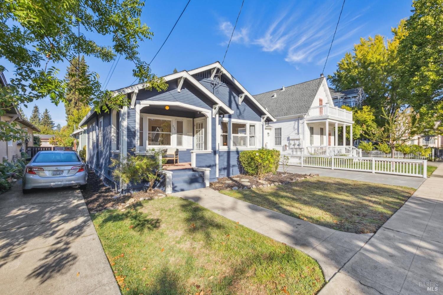 539 Randolph Street
