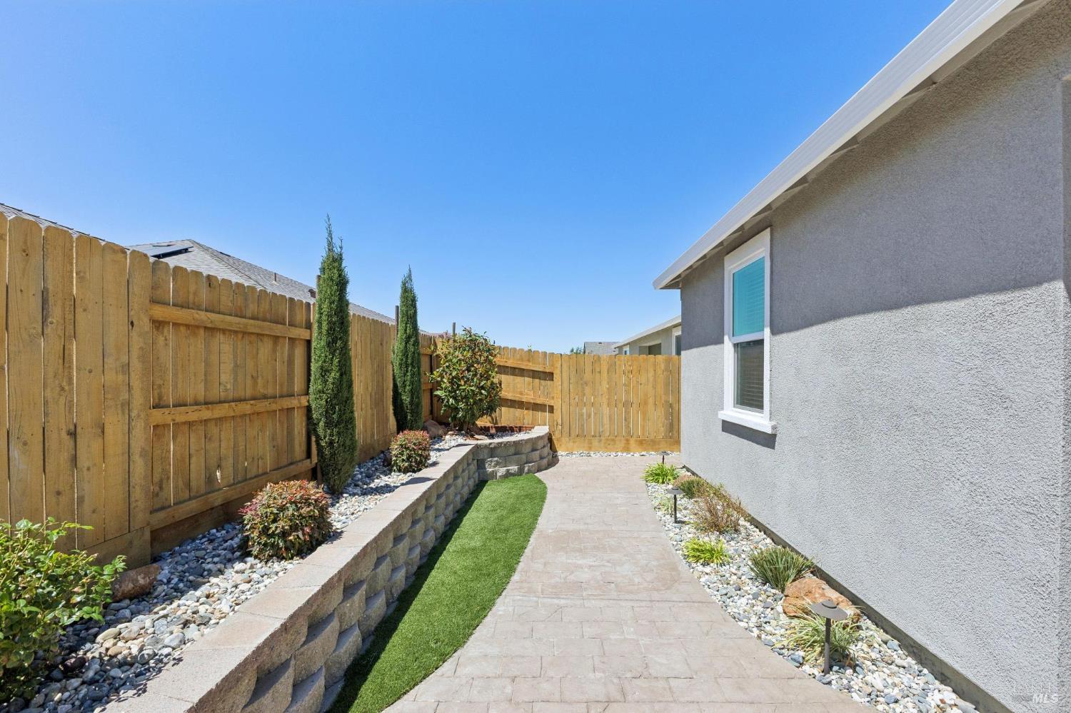 2079 Front Porch Lane