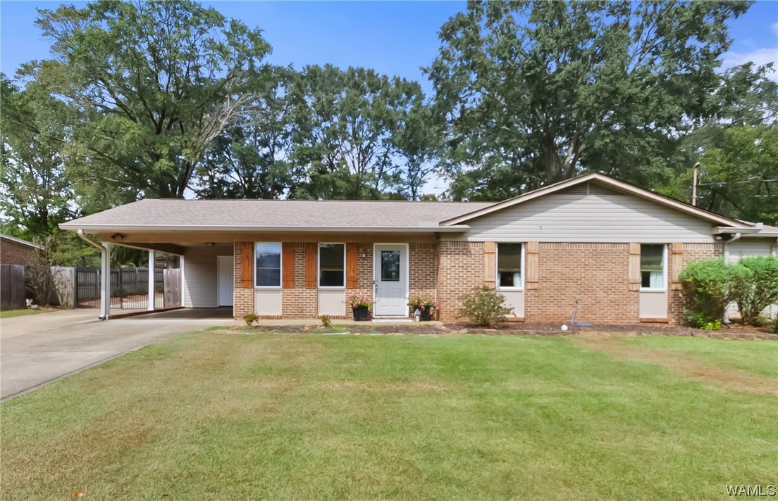 5208 APPLEWOOD Drive