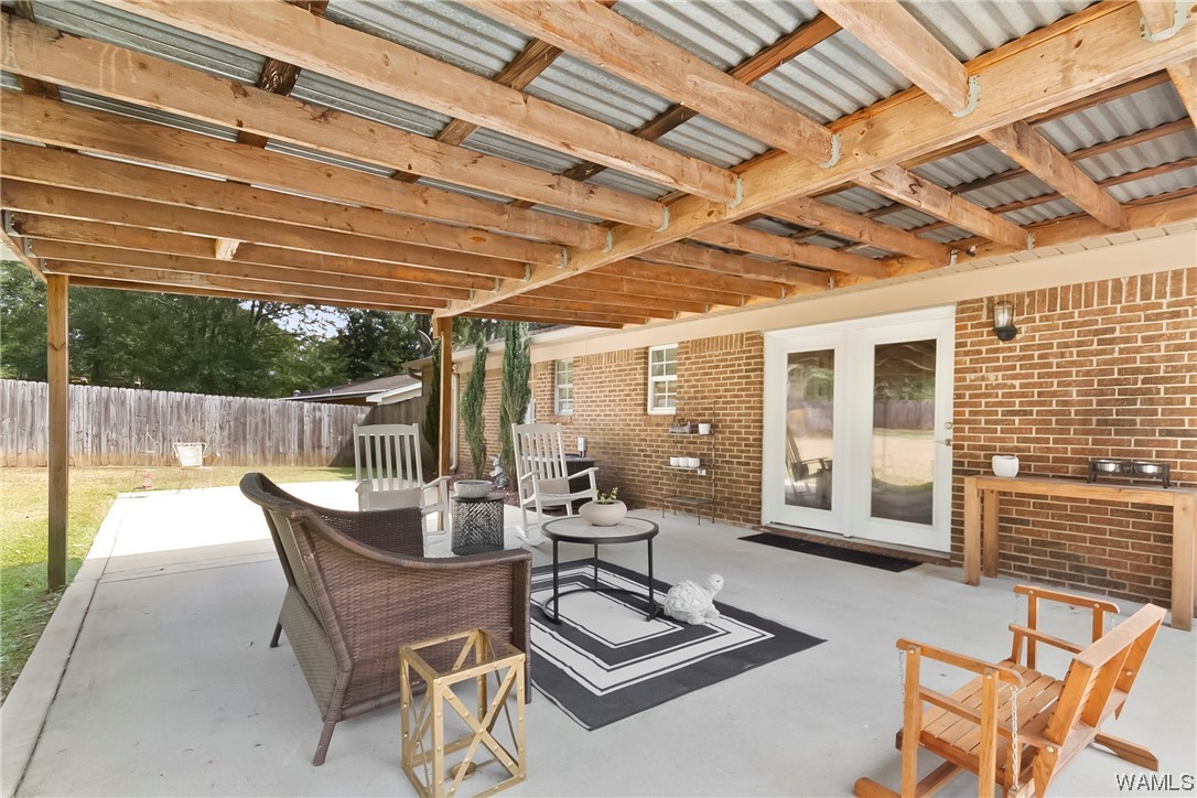 5208 APPLEWOOD Drive