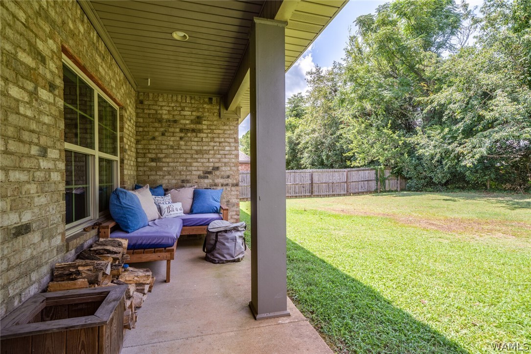 12449 Orchard Trace