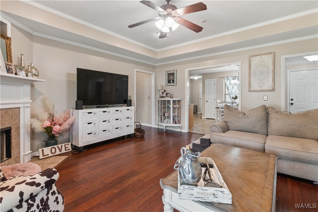 14757 Meadow Creek Lane
