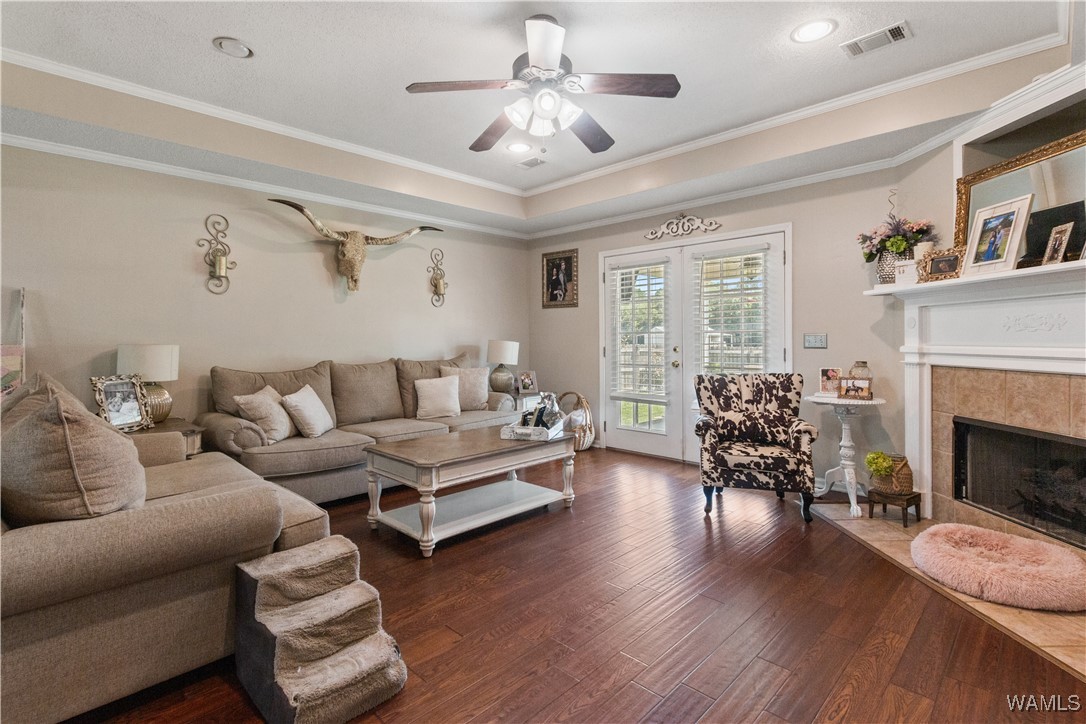 14757 Meadow Creek Lane