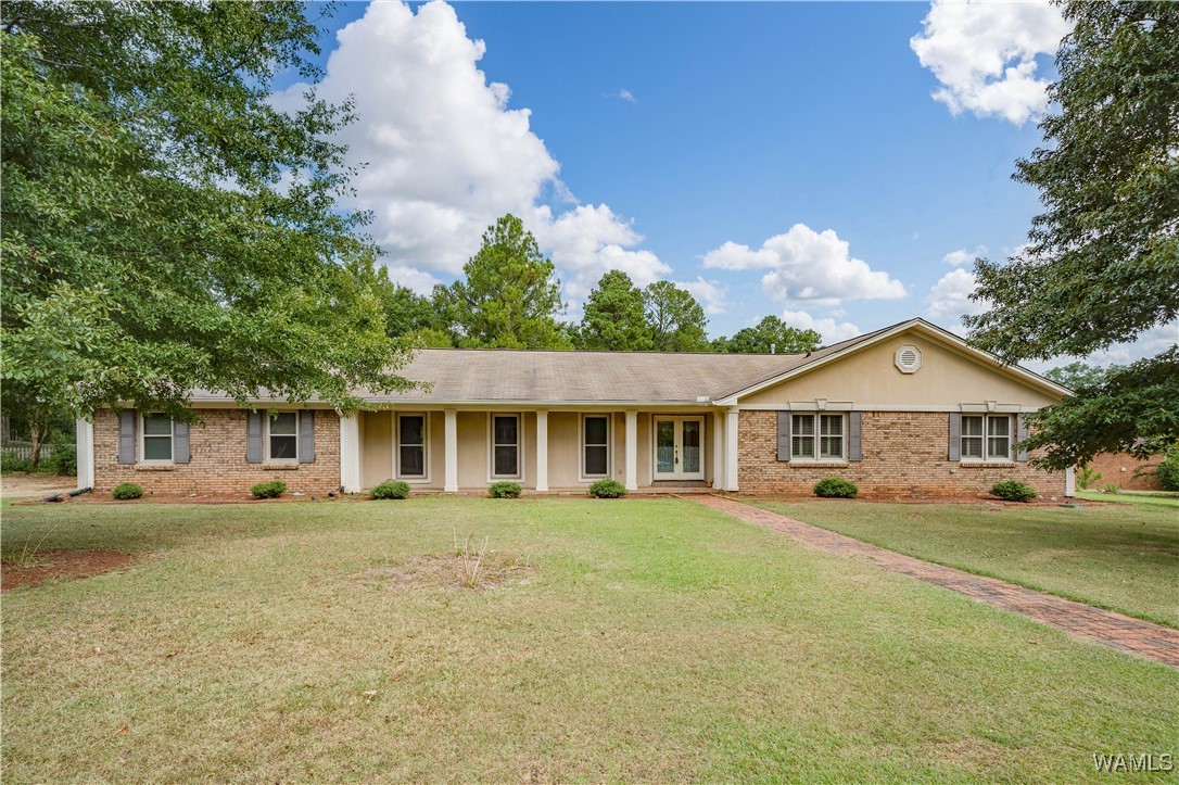 5718 Woodberry Lane