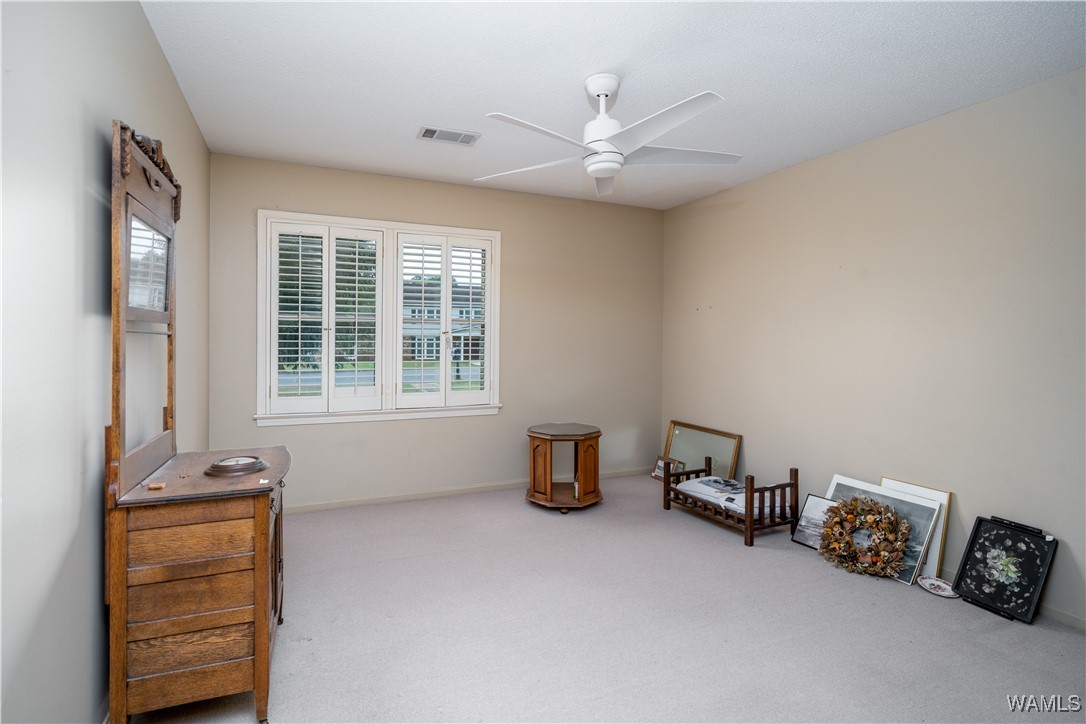 5718 Woodberry Lane