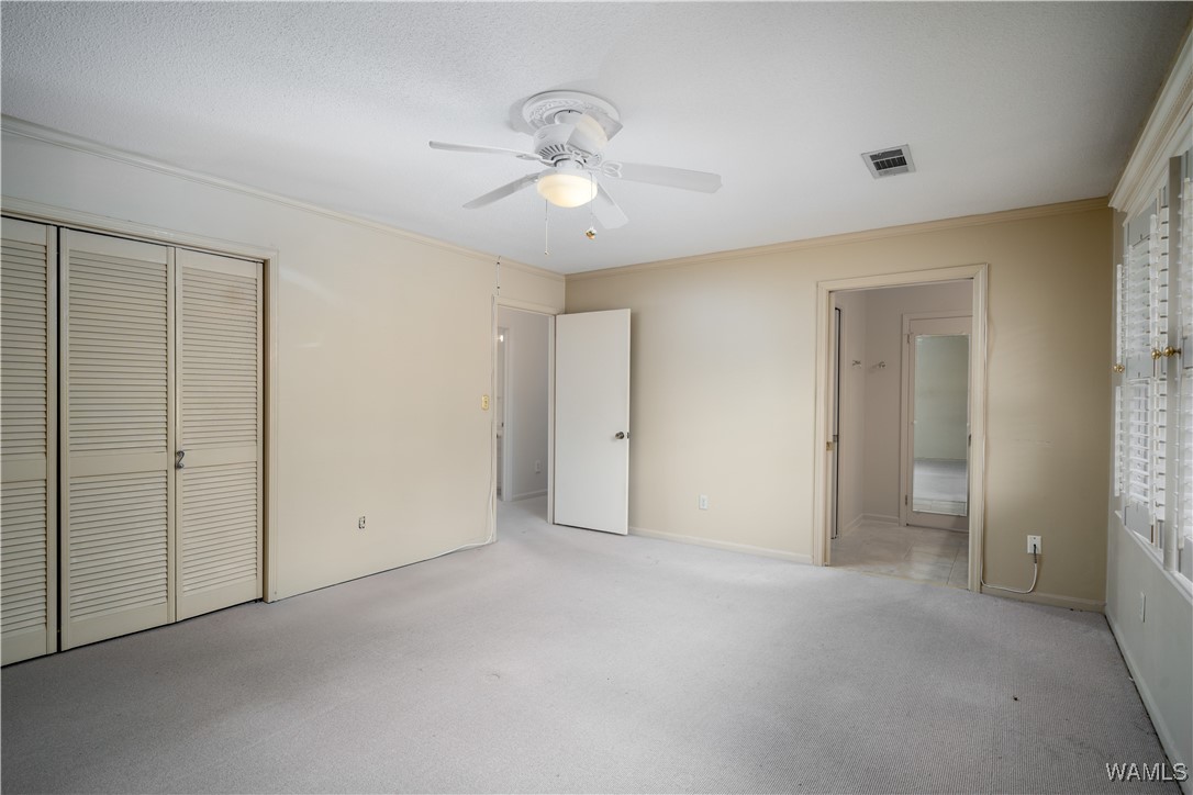 5718 Woodberry Lane