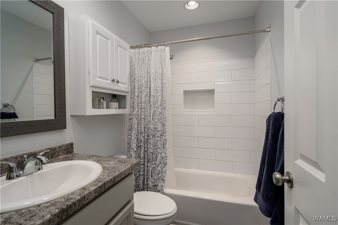 13009 Rolling Meadows Circle