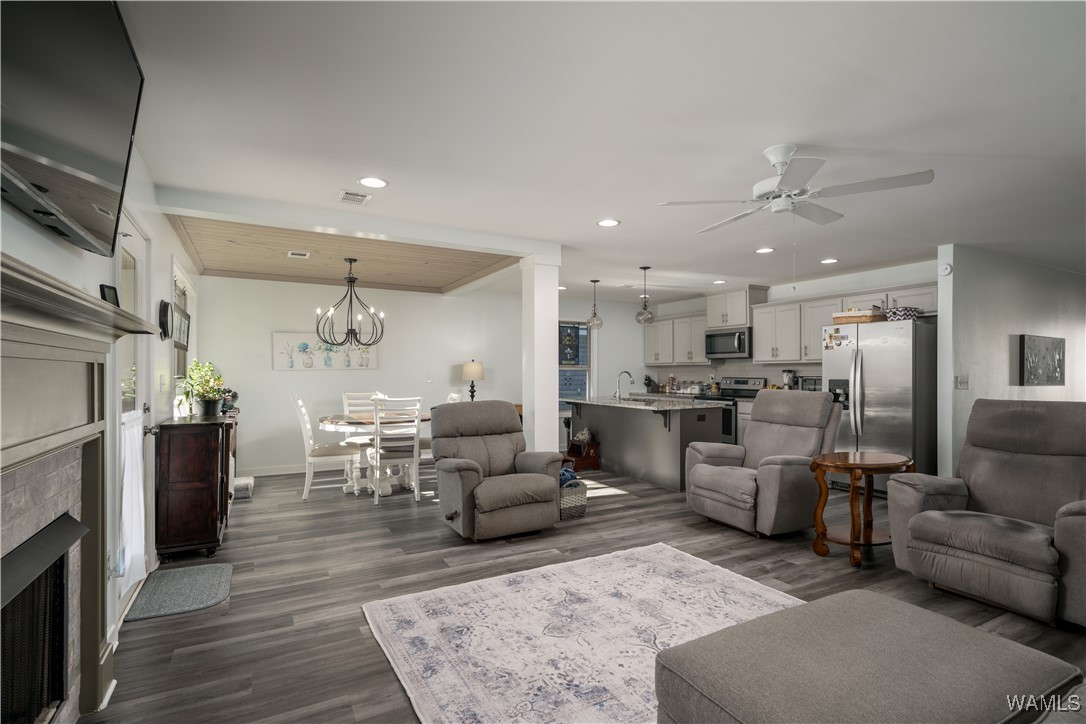 13009 Rolling Meadows Circle