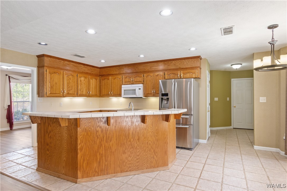 2484 Ridgecrest Road