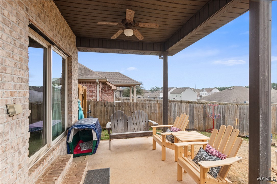 2746 Lily Circle