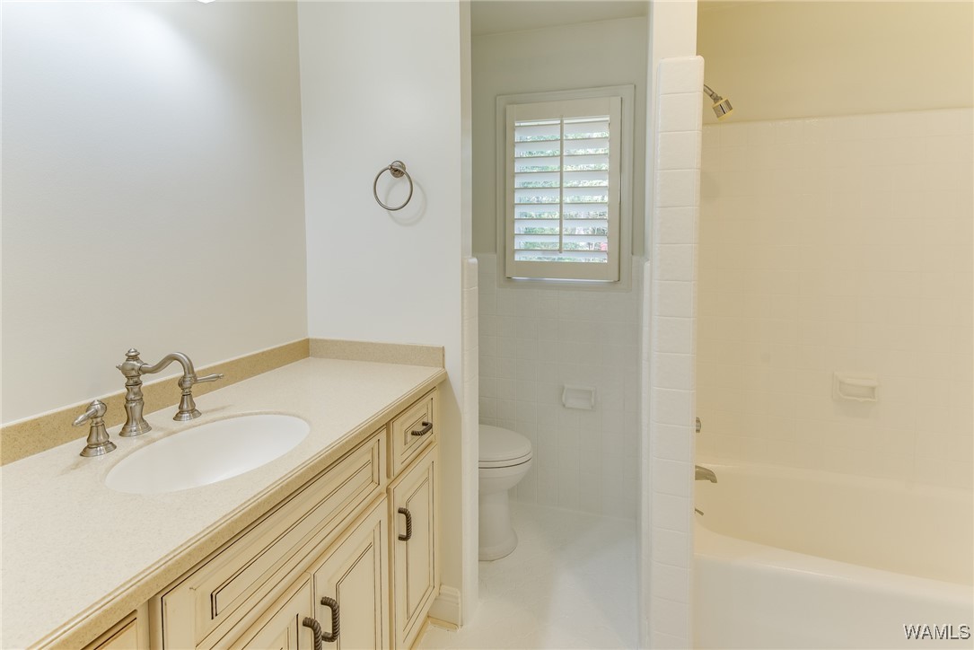 13777 Frank Lary Road