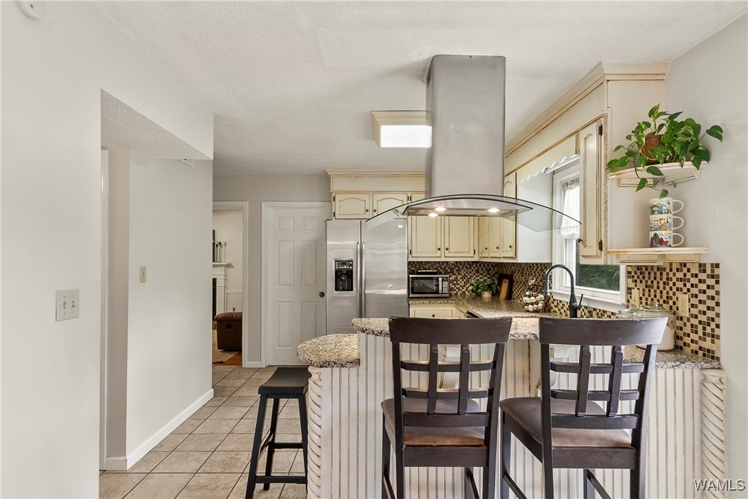 3411 Woodland Road