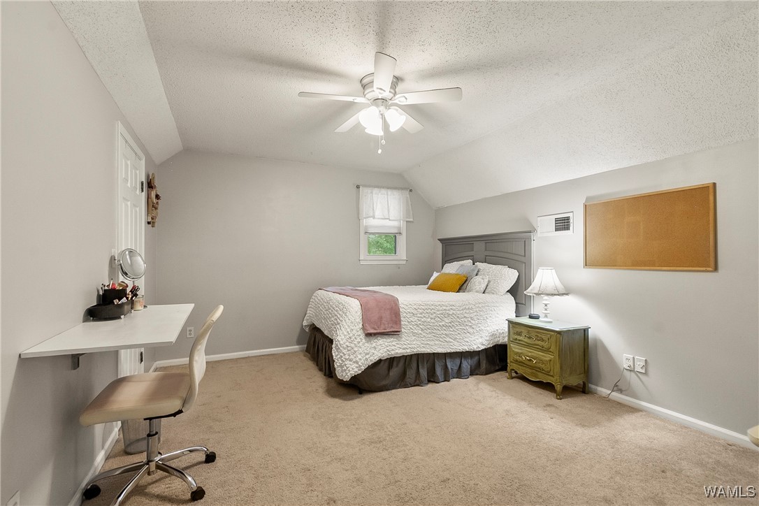 3411 Woodland Road