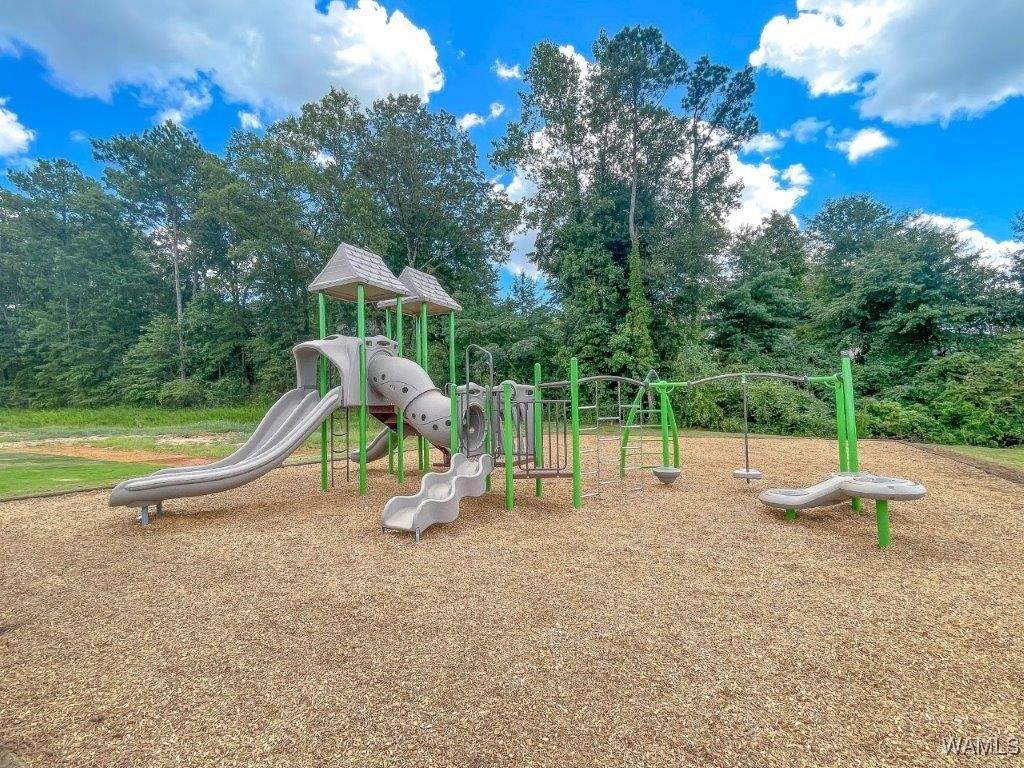 3908 Magnolia Hills Drive