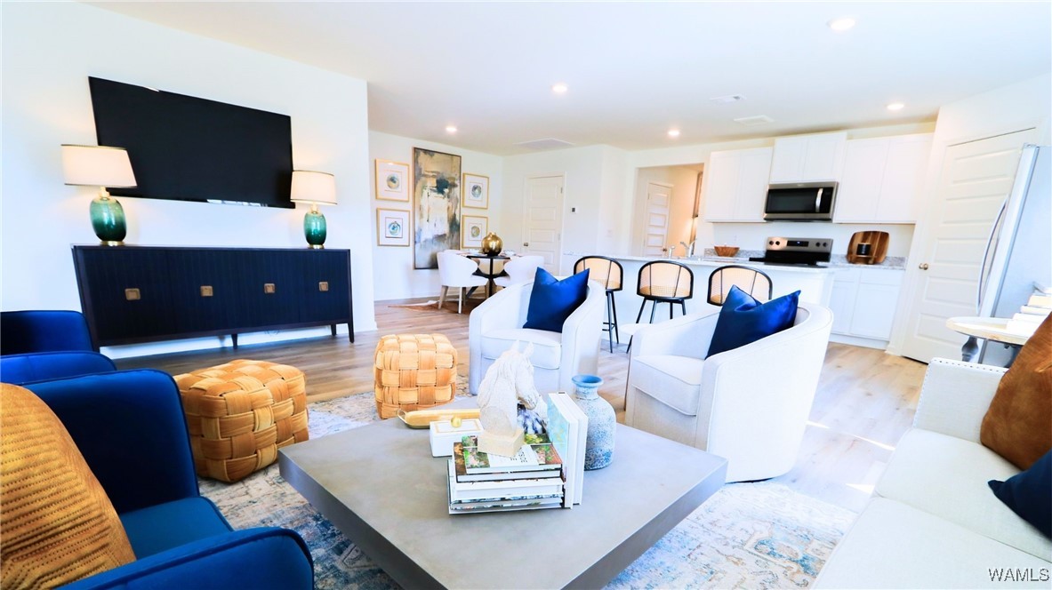 3908 Magnolia Hills Drive